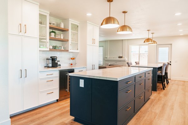 Chula Vista Kitchen Remodel and addition - For this project, Adelina and Eric decided to expand their kitchen and their house outside to create a spacious open kitchen filled with natural light.
The existing layout of many kitchens lack efficiency. For avid cooks, a more functional workspace with better storage solutions, ergonomic design, and easy access to utensils and ingredients makes hosting and entertaining a joy. Chula Vista Kitchen Remodel and addition - For this project, Adelina and Eric decided to expand their kitchen and their house outside to create a spacious open kitchen filled with natural light.
The existing layout of many kitchens lack efficiency. For avid cooks, a more functional workspace with better storage solutions, ergonomic design, and easy access to utensils and ingredients makes hosting and entertaining a joy.