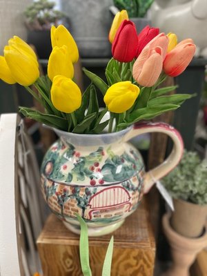 Gifts and Garden - Bring a little life to your space a huge selection of florals, planters and fun containers! Browse through the shop for gift ideas everywhere! Gifts and Garden - Bring a little life to your space a huge selection of florals, planters and fun containers! Browse through the shop for gift ideas everywhere!