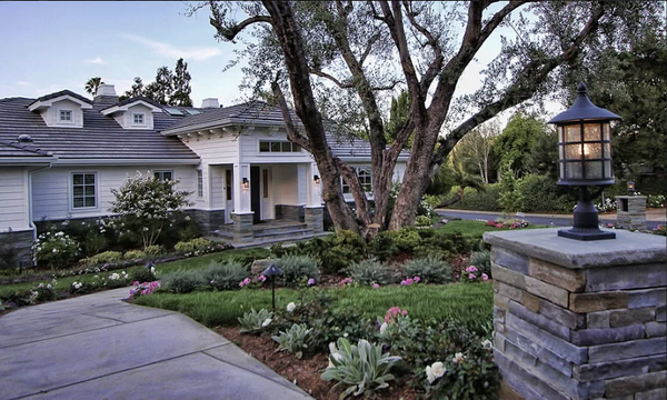 Custom Homes and Remodels - We have extensive experience in remodeling and restoring existing homes. Luxury kitchens and room additions are huge opportunities for beautiful spaces. We focus on the importance of creating a positive, unique environment to ensure the client gets exactly what they are looking for.