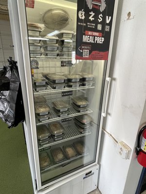 Fresh Meals - Partnered with Power Fit Meals, we offer fresh and nutritious meals here at the gym! Fresh Meals - Partnered with Power Fit Meals, we offer fresh and nutritious meals here at the gym!