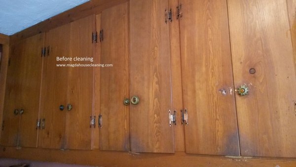 Top Of the Kitchen Cabinets Deep Cleaning - Call us for the in-Person Cleaning Estimate.
