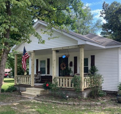 remodeling - We remodeled this porch to bring it to a more modern nicer look than the plain white banister that was there. remodeling - We remodeled this porch to bring it to a more modern nicer look than the plain white banister that was there.