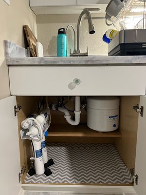 Pono Alkaline System Installation in Waikiki - We were able to fit the system, reserve tank, and install a dual-head faucet to accommodate the customer's kitchen countertop with only one hole. Pono Alkaline System Installation in Waikiki - We were able to fit the system, reserve tank, and install a dual-head faucet to accommodate the customer's kitchen countertop with only one hole.