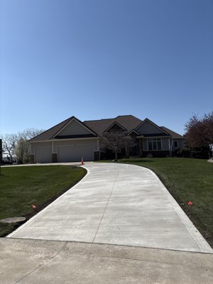 Driveway Replacement - We completed a new concrete driveway. Our team expertly poured and finished this driveway, delivering a clean, durable, and smooth surface that's built to last for decades. Driveway Replacement - We completed a new concrete driveway. Our team expertly poured and finished this driveway, delivering a clean, durable, and smooth surface that's built to last for decades.