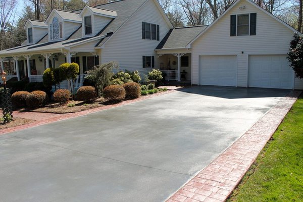 Concrete work - Some drive ways and walk ways we've done! Concrete work - Some drive ways and walk ways we've done!