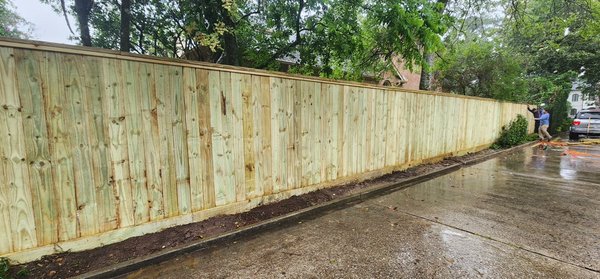 Installation of wooden fence 05/06 - Installation of wooden fence