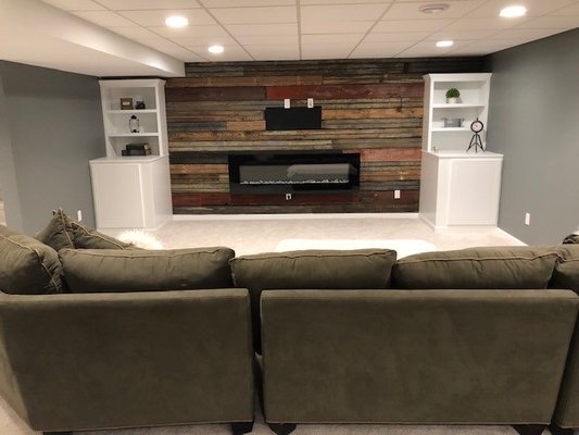 Basement Remodel - Troy, MI - This Troy, MI family of 4 needed a communal space for the family to gather and spend time in.  They wanted a wet bar, bathroom w/ private bath and an entertainment area. We remodeled with them and the project took roughly three weeks to complete.