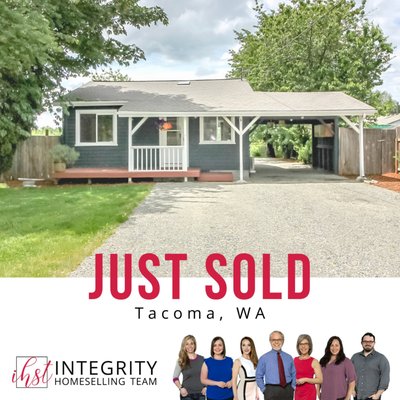 Listed and Sold property in Tacoma (sold for $15,000 above listed price in 7 days!) - Our team helped this client get their home on the market.
We had an offer review days and received several offers and got their house under contract in 7 days!
Listing Price: $285,000
Sold Price: $300,000