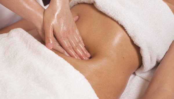 Lymphatic Drainage / Detox Massage - Lymphatic Drainage / Detox Massage is a deeply relaxing and therapeutic experience designed to stimulate the lymphatic system, promote natural detoxification, and restore your body’s inner balance.

Key Benefits:
	•	Reduces facial and body puffiness
	•	Brightens dull skin and improves complexion
	•	Boosts immunity and accelerates toxin release
	•	Relieves fatigue, tension, and stress
	•	Enhances post-surgical recovery and circulation

Recommended For:

Office workers, those with fatigue or swelling, individuals with poor circulation, post-surgery clients, and anyone seeking radiant, healthy skin and a lighter body.

Let your body breathe, your skin glow, and your mind unwind.
Book your personalized session today and discover the true meaning of inner wellness.
