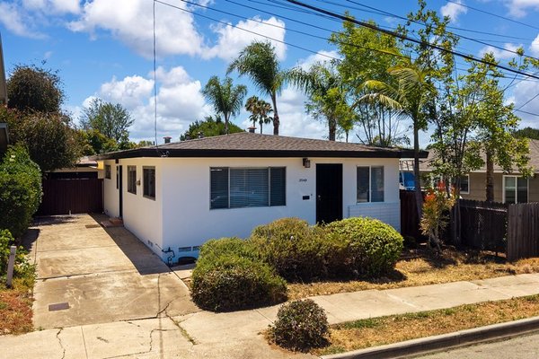 Homes for Sale in North Park - If you're searching for homes for sale in North Park, San Diego, this is one to see in person.
3549 Redwood Street, San Diego, CA 92104 is a mid-century bungalow with 2 bedrooms, 1 bathroom, and 1,092 sq ft of single-story living in the heart of North Park.
North Park homes like this one don't stay on the market long. The neighborhood is one of San Diego's most walkable and in-demand ZIP codes, and 92104 consistently attracts buyers who want character, community, and convenience.
This home has an open layout, natural light throughout, a kitchen with a view into the dining area, and a primary bedroom with French doors opening to a private wood deck. The bathroom has both a soaking tub and a separate walk-in shower.
Out back is a long driveway leading to a detached garage with bonus workshop space.
Walking distance to Thorn Street Brewery, Montclair Park, McKinley Elementary, Altadena's shops and restaurants, and Saint Augustine High School. Quick 805 access.
Open House: Saturday, June 20, 1 to 3 PM.
McT Real Estate Group specializes in North Park home sales. 530+ closed transactions. 20+ years in San Diego residential real estate
.
Call 619-985-0963 or visit mctrealestategroup.com. Homes for Sale in North Park - If you're searching for homes for sale in North Park, San Diego, this is one to see in person.
3549 Redwood Street, San Diego, CA 92104 is a mid-century bungalow with 2 bedrooms, 1 bathroom, and 1,092 sq ft of single-story living in the heart of North Park.
North Park homes like this one don't stay on the market long. The neighborhood is one of San Diego's most walkable and in-demand ZIP codes, and 92104 consistently attracts buyers who want character, community, and convenience.
This home has an open layout, natural light throughout, a kitchen with a view into the dining area, and a primary bedroom with French doors opening to a private wood deck. The bathroom has both a soaking tub and a separate walk-in shower.
Out back is a long driveway leading to a detached garage with bonus workshop space.
Walking distance to Thorn Street Brewery, Montclair Park, McKinley Elementary, Altadena's shops and restaurants, and Saint Augustine High School. Quick 805 access.
Open House: Saturday, June 20, 1 to 3 PM.
McT Real Estate Group specializes in North Park home sales. 530+ closed transactions. 20+ years in San Diego residential real estate
.
Call 619-985-0963 or visit mctrealestategroup.com.
