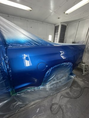 2018 Toyota Tundra - This was a 2018 Toyota Tundra that came in for work on the whole truck. Bed restoration, front bumper and rear bumper repaint, as long as headlights and a full 2 step Buff and Polish. 2018 Toyota Tundra - This was a 2018 Toyota Tundra that came in for work on the whole truck. Bed restoration, front bumper and rear bumper repaint, as long as headlights and a full 2 step Buff and Polish.