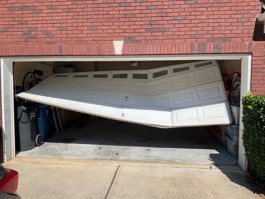 Emergency Garage Door Replacement - Customer called with a Emergency Door replacement needed. We had a new door installed in less than 24 hours. Emergency Garage Door Replacement - Customer called with a Emergency Door replacement needed. We had a new door installed in less than 24 hours.