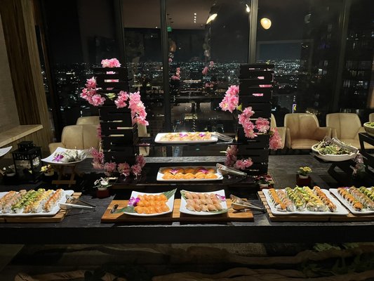 Holiday Events - Plan your holidays with a Japanese themed dinner! Where your guests can enjoy a variety of foods from sushi, appetizers, grilled hibachi entrees. Do the Holidays different this year!