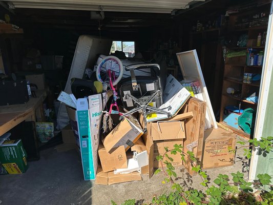 Garage clean up - It was challenging but we got it done. Customer was putting this project off for the past year and a half but after calling us and a little determination we got them right! Garage clean up - It was challenging but we got it done. Customer was putting this project off for the past year and a half but after calling us and a little determination we got them right!