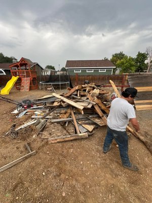 Backyard Junk Removal - Backyard Junk Removal - Afternoon call Backyard Junk Removal - Backyard Junk Removal - Afternoon call