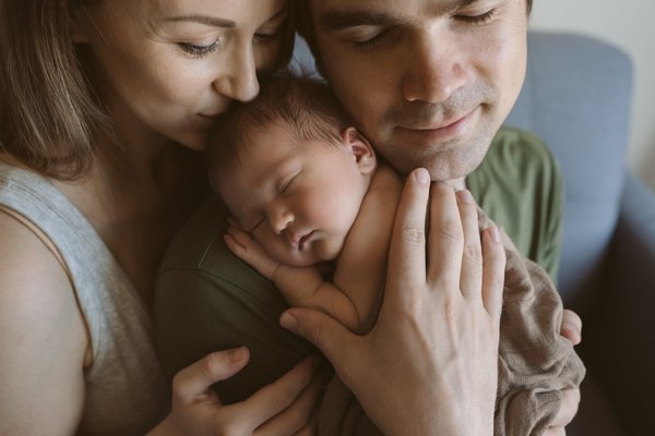 MATERNITY & NEWBORN Album - The approach, the color palette, the dynamics of the shots are all in the same style and fit perfectly later in the two-part story. We selected clothes and props for the shooting, taking into account the fact that two sessions should be like one story. I'm shooting a story, not a set of shots. Each frame has a meaning and its own story. And that makes my photography different from most others. MATERNITY & NEWBORN Album - The approach, the color palette, the dynamics of the shots are all in the same style and fit perfectly later in the two-part story. We selected clothes and props for the shooting, taking into account the fact that two sessions should be like one story. I'm shooting a story, not a set of shots. Each frame has a meaning and its own story. And that makes my photography different from most others.