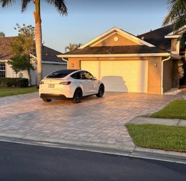 Paver install - Pavers job we did on a driveway in North Port. Paver install - Pavers job we did on a driveway in North Port.