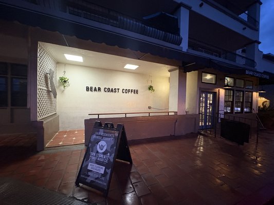 Bear Coast Coffee - Commercial Washing - Commercial building pressure washing in San Clemente Bear Coast Coffee - Commercial Washing - Commercial building pressure washing in San Clemente