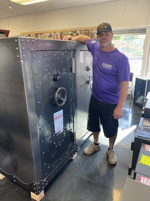 Commercial Locksmithing Services|Est. 2008 - $10 Off 1st Time Locksmithing Services for Automotive, Residential, & Commercial Clients. Insured expert locksmith with 16+ of professional experience servicing commercial, residential, & automotive clients. Our specialties include building lockouts, file cabinet lock services, car key duplication/repair/replacement, car keyless entry, car remote programming, emergency services, eviction re-key, garage door lock services, gate lock services, key duplication, keypad services, key programming, key repair, lock changing/installation/repair, mailbox lock services, re-keying, safe locksmith services, tenant re-keying, & vehicle lockouts. Call or message us today 24/7 to claim your $10 discount off your 1st time service. Commercial Locksmithing Services|Est. 2008 - $10 Off 1st Time Locksmithing Services for Automotive, Residential, & Commercial Clients. Insured expert locksmith with 16+ of professional experience servicing commercial, residential, & automotive clients. Our specialties include building lockouts, file cabinet lock services, car key duplication/repair/replacement, car keyless entry, car remote programming, emergency services, eviction re-key, garage door lock services, gate lock services, key duplication, keypad services, key programming, key repair, lock changing/installation/repair, mailbox lock services, re-keying, safe locksmith services, tenant re-keying, & vehicle lockouts. Call or message us today 24/7 to claim your $10 discount off your 1st time service.