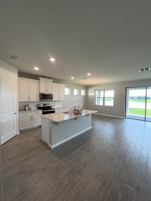 New Contstuction - There are so many subdivision being built here in central FL and this will give you a good idea of how these homes can look especially if you are wanting something modern with a touch of color. These houses typically come with basic white walls and low grade flat paint throughout. Would love an opportunity to take your home from dull to lively just like this one. We kept it clean and bright while offering a splash of personality.