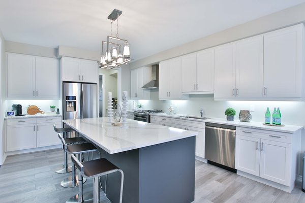 Kitchen Remodels - Remodeling – Are you looking to renovate your kitchen or bathroom? If you need a new faucet or kitchen tiling, we are ready to help. Due to local licensing requirements, we can’t perform certain plumbing and electrical-related services.
