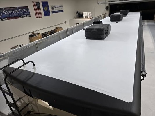 FlexArmor roof on a Class A with custom edge color - A Discovery Class A Done at our shop in Kalispell, MT.
This Fiberglass roof needed some attention as it was starting to peel back at the front corners.
the owner of this RV opted to cover the failing clear coat and we topped it all off with a custom black edge. 👌 FlexArmor roof on a Class A with custom edge color - A Discovery Class A Done at our shop in Kalispell, MT.
This Fiberglass roof needed some attention as it was starting to peel back at the front corners.
the owner of this RV opted to cover the failing clear coat and we topped it all off with a custom black edge. 👌