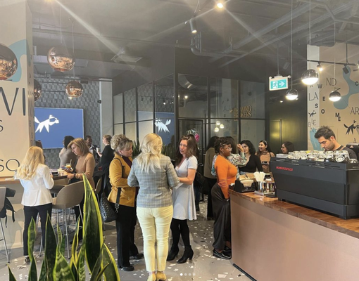 Networking Event - Toronto Professional Women's Meetup Network Event at Brewing Brokers