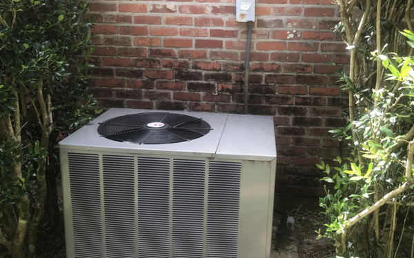 Residential & Commercial - Services include electrical services, HVAC installation and repair, and even home generator inspection and
maintenance. Residential & Commercial - Services include electrical services, HVAC installation and repair, and even home generator inspection and
maintenance.