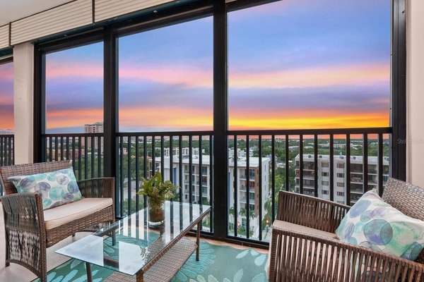 Downtown Sarasota Condo - This was a condo in downtown Sarasota overlooking the water. We staged and it sold within a few weeks.