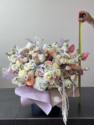 Box Arrangements by Novapetal - The best way to say: “Happy Birthday”, “I love you “ “You are so important to me “ Is the our signature box arrangements 
The are very big and made to impress! Order yours with quick same day delivery at npetal.com