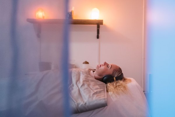 Infrared Sauna Wrap - City Sweats infrared sauna wraps are an alternative to those who prefer to have the heat concentrated around their body while keeping their head at room temperature. Infrared is an electromagnetic light wave that penetrates 4-6 inches into your skin for the ultimate cellular level detox, from the inside out! These penetrating rays of light help to boost your metabolism and allow your body to sweat away up to 900 calories per session! In addition to shedding extra weight and toxins, infrared sauna heat is proven to help you achieve a better mood, clearer skin, decreased anxiety, better breathing/asthma, improved sleep quality, and quicker muscle recovery after exercise.

When you come to us for the infrared sauna wrap Seattle, WA residents recommend, we'll comfortably tuck the wrap around your body for a concentrated heat experience. Our infrared sauna wrap is placed on a comfortable smooth surface so that you can lay down and stretch out while catching up on your favorite tv show.