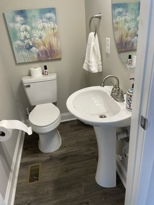 Deep cleaning with laundry. - This home received a deep cleaning with the laundry add ons. Deep cleaning with laundry. - This home received a deep cleaning with the laundry add ons.