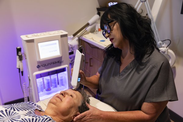 Facials - Our comprehensive facial treatments are designed to target your skin concerns and highlight a radiantly glowing complexion. Whether you’re suffering from chronic acne breakouts, dehydration from our dry climate, or want a refresh before a big event, our professionals at Halcyon Mind+Body are here to bring you long-term results. Schedule a facial appointment with us today. Facials - Our comprehensive facial treatments are designed to target your skin concerns and highlight a radiantly glowing complexion. Whether you’re suffering from chronic acne breakouts, dehydration from our dry climate, or want a refresh before a big event, our professionals at Halcyon Mind+Body are here to bring you long-term results. Schedule a facial appointment with us today.