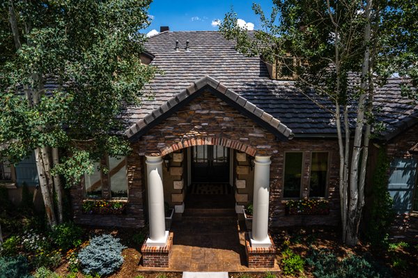 Concrete Tile Roof Installation (Bartile Brand Tile, Stagger Layout) - Concrete tile roof installation Concrete Tile Roof Installation (Bartile Brand Tile, Stagger Layout) - Concrete tile roof installation