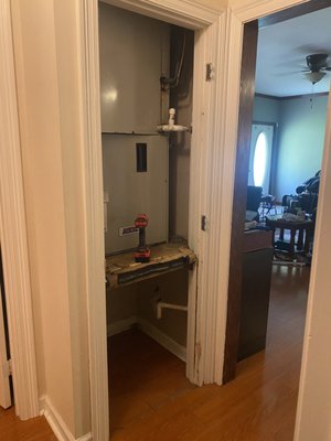 Replacement air conditioning system. - Air conditioning system replacement. Replacement air conditioning system. - Air conditioning system replacement.