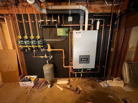 Boiler Changout - We specialize in Oil fired water, steam, and high efficiency gas boiler installations.  We have a project offering for every taste and budget.
