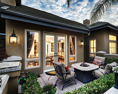 Vinyl Windows - Energy-efficient, budget friendly, with almost no maintenance other than keeping the glass clean? Vinyl windows are built for Arizona heat, and you can expect more than 25 years from today's modern technology. They last significantly longer than vinyl windows from just ten years ago.