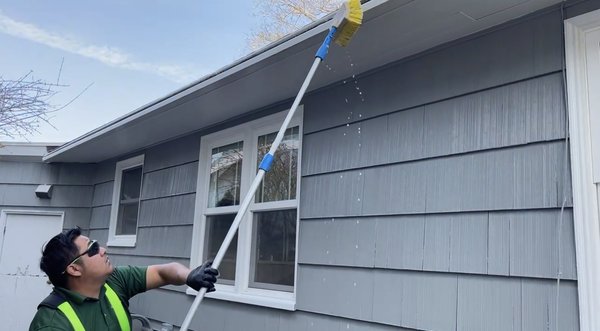 Post Construction Window & Gutter Cleaning - This house was recently remodeled and needed to be cleaned up before listing on the market. We were hired to clean all interior and exterior windows, including the screens as well as exterior gutter cleaning to remove all the post construction dirt and grime from the exterior of the home. Once we were finished, the home looked immaculate and ready to be sold!