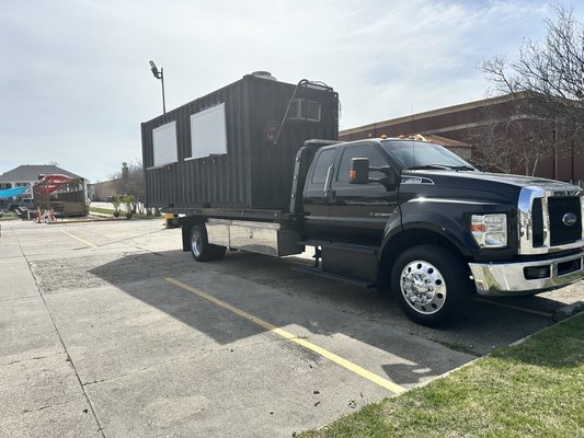 FLATBED TOWING/TRANSPORTATION SERVICES - Flatbed services available of all kinds