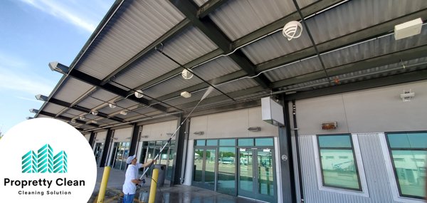Commercial cleaning service - 3 of our  last commercial Projects performing several cleaning services range from window cleaning, power washing, post construction clean up....