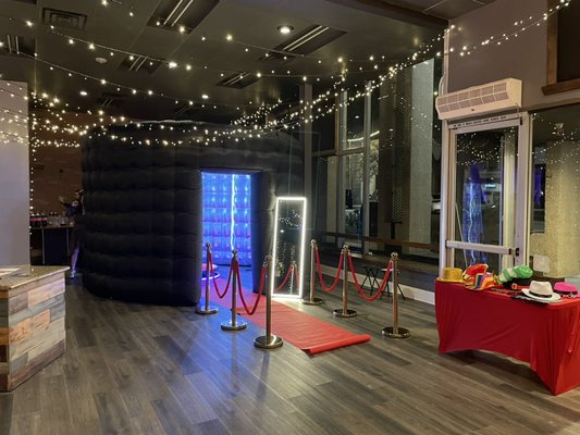 360 Photo Booth set up in your back yard. Create an experience in your back yard - We create your event into a video experience for your guest :) 360 Photo Booth set up in your back yard. Create an experience in your back yard - We create your event into a video experience for your guest :)
