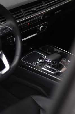 2020 Audi Q7 Interior/ Exterior cleaning - I detailed this 2020 Audi Q7. I did a full interior package and a basic exterior wash. 2020 Audi Q7 Interior/ Exterior cleaning - I detailed this 2020 Audi Q7. I did a full interior package and a basic exterior wash.