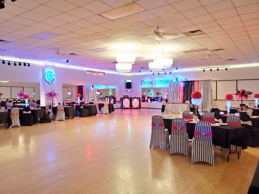 Venue Rental - Looking for a suitable space for rent to host a special occasion? We offer a variety options with unique spaces for all sorts of events and activities to help you create exceptional, memorable experiences for your guests. Whether you are in search of places to rent for birthday parties, wedding venue rentals, baby showers, or exercise space for your business our venues are highly versatile and configurable to meet your needs. Besides being able to fully utilize the rental location, you get to decide your start and end time, and set up and plan your activity according to your way! Venue Rental - Looking for a suitable space for rent to host a special occasion? We offer a variety options with unique spaces for all sorts of events and activities to help you create exceptional, memorable experiences for your guests. Whether you are in search of places to rent for birthday parties, wedding venue rentals, baby showers, or exercise space for your business our venues are highly versatile and configurable to meet your needs. Besides being able to fully utilize the rental location, you get to decide your start and end time, and set up and plan your activity according to your way!