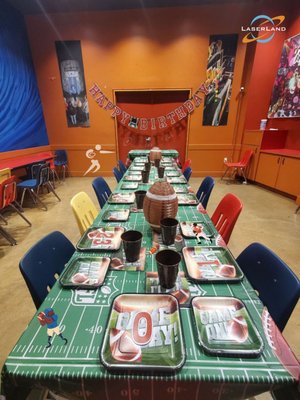 Schools, summer camps, churches and sport teams - - PRIVATE EVENT
- 2 HOURS
- UNLIMITED LASER TAG
- UNLIMITED ARCADES
- PARTY ROOM Schools, summer camps, churches and sport teams - - PRIVATE EVENT
- 2 HOURS
- UNLIMITED LASER TAG
- UNLIMITED ARCADES
- PARTY ROOM