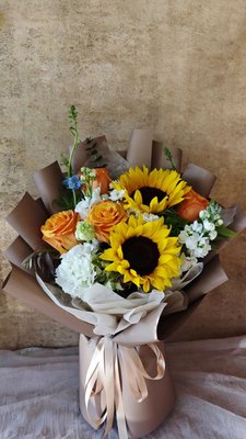 Easter holiday special 🧡💛🤎 - Easter holidays special Easter holiday special 🧡💛🤎 - Easter holidays special