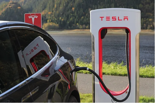 Electric Vehicle Charging - Trust our experts here at Custom Electric and Plumbing! To install your new Electric Vehicle (EV) Charging solution. Electric Vehicle Charging - Trust our experts here at Custom Electric and Plumbing! To install your new Electric Vehicle (EV) Charging solution.