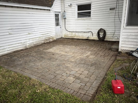 Patio cleaning - This patio was in bad shape. But we were able to bring it back to life Patio cleaning - This patio was in bad shape. But we were able to bring it back to life