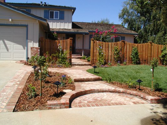 Brick work - Brick wall, seating area entrance Brick work - Brick wall, seating area entrance