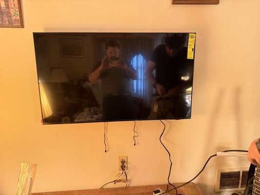 Mounting and setup 42 inch tv with hiding cables - Mounting and setup 42 inch tv Mounting and setup 42 inch tv with hiding cables - Mounting and setup 42 inch tv
