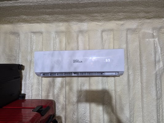 Mini Split install - This install was the removing of an old unit and replaced it with a new 5 years warranty Mini Split.